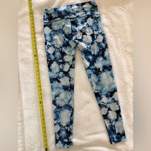 Athleta Blue and White Leggings, M